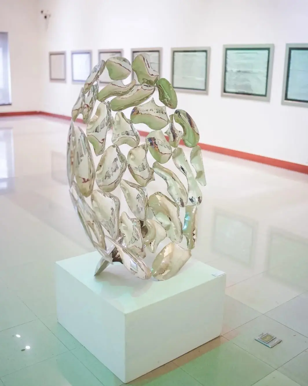 A Mirror's Tale, installation view