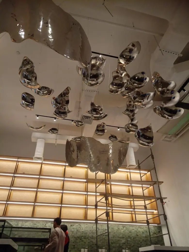 Large-scale public sculpture